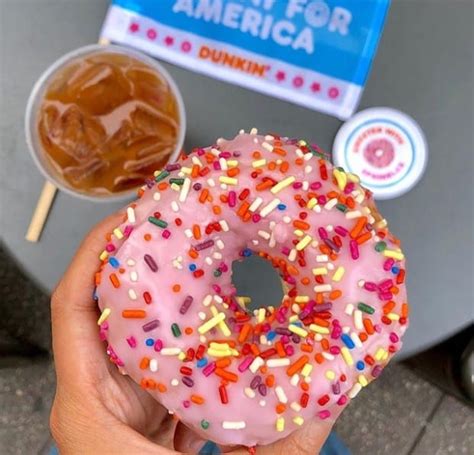 The kit arrives with two plain donuts, leaving the rest of the design up to the consumer. Dunkin' Is Selling DIY Donut Kits With Frosting And Sprinkles So You Can Decorate Your Own Donuts