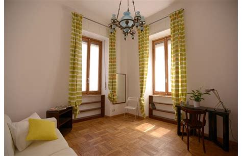 La struttura è gestita in modo impeccabile e la professionalità, abbinati alla cordialita', sono elementi di punta per questa bella realtà. Privato Affitta Appartamento Vacanze, Splendido ...