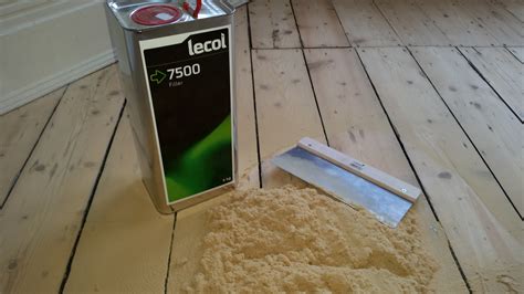 Find the perfect filling cracks stock photos and editorial news pictures from getty images. Gap Filling, Pine Slivers, Bona Gap Master | Restore Floor ...