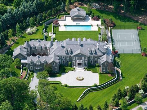 Trillion Dollar Mansions