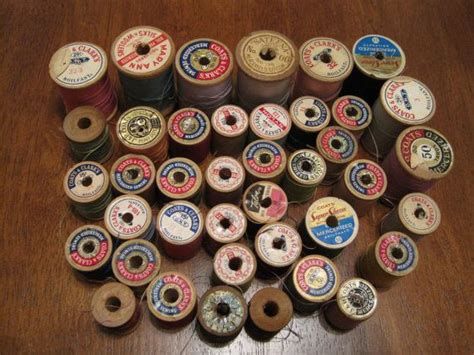 Lot Of 40 Vintage Wooden Thread Spools Etsy Thread Spools Spool