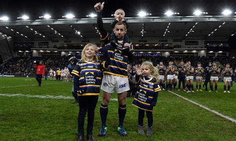 Robert geoffrey burrow mbe (born 26 september 1982) is an english former professional rugby league footballer, who spent 16 years playing for the leeds rhinos in the super league. Rob Burrow: My Year with MND: everything you need to know ...