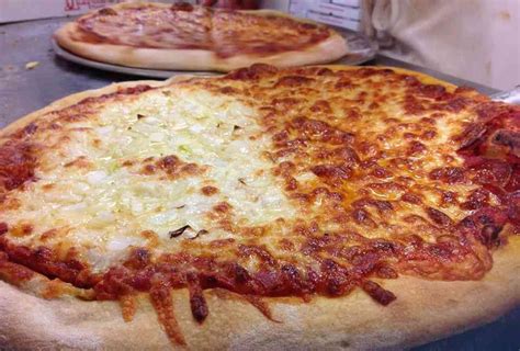 A popular penn state student bar in downtown state college, pa. Best Food to Eat in Pittsburgh - Restaurant Bucket List ...
