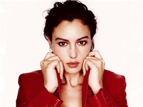 Monica Bellucci Pictures Hotness Rating Unrated