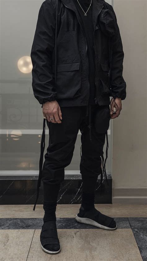 Pin By Clp Streetwear Techwear On Dark Fashion Aesthetic Grunge