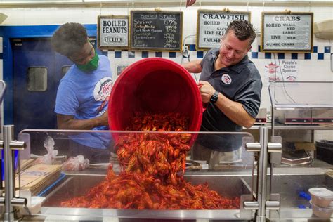 As Crawfish Season Begins Expect Shorter Supply And Higher Prices