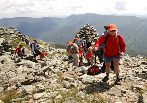 Hiking In New Hampshires White Mountains Lodging Deals
