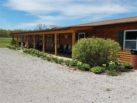 Guests say this hotel is perfect for the whole family when you're in galion. Hope Cabins Banquet Galion Ohio - cabin