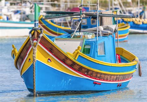 Welcome to the maltese islands and to luzzu cruises, a family run company that has been operating fantastic day cruises for the last 20 years. Séjour linguistique à Malte : le luzzu - LEC Séjours ...