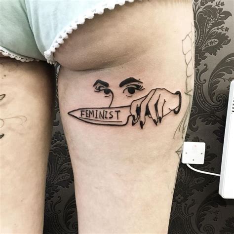 Feminist tattoo designs Tatuagem pagã Tatuagem feminista Tatuagem