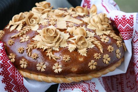 Arber is the official fashion partner of the national football team of ukraine and the delegation of the ukrainian football association for euro 2020. UKRAINE CUISINE