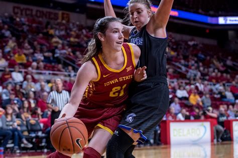 Womens Basketball Iowa States Bridget Carleton Leads This Weeks