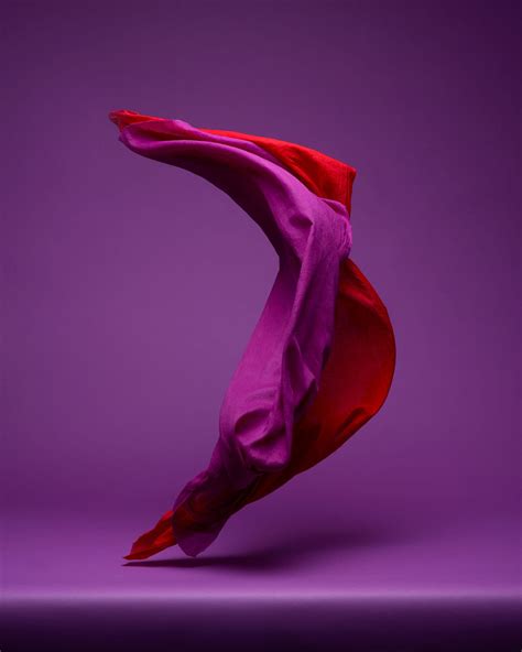 Photographer Shoots Dance Photos Of Fabrics In Motion Petapixel