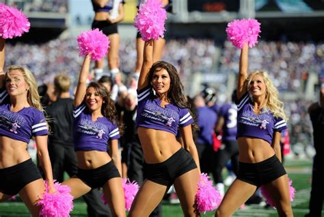 27 photos of the beautiful nfl cheerleading squads baltimore ravens cheerleaders viralscape