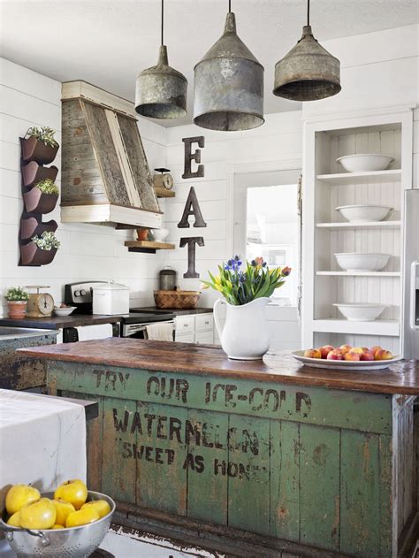 10 Rustic Farmhouse Kitchen Ideas