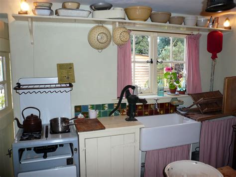 Check out our kitchen cabinet selection for the very best in unique or custom, handmade pieces from our shops. 1940s kitchen: NEN Gallery | Kitchen cabinet styles, 1940s ...