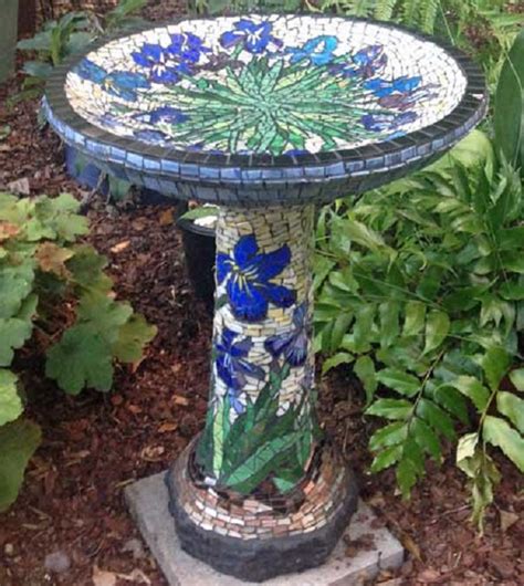 When mixed with sand and coarse aggregate it produces concrete. The Best DIY Bird Baths | The Hairy Potato