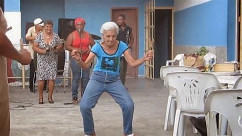 de todo un poco los mejores videos de abuelas bailando