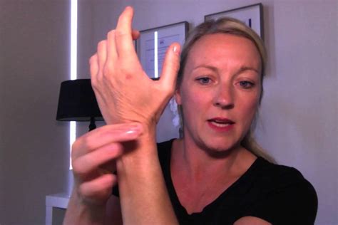 Hand Reflexology Self Help Technique Lower Lymph Reflex Youtube