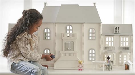 13 Best Doll Houses For Toddlers Of 2024