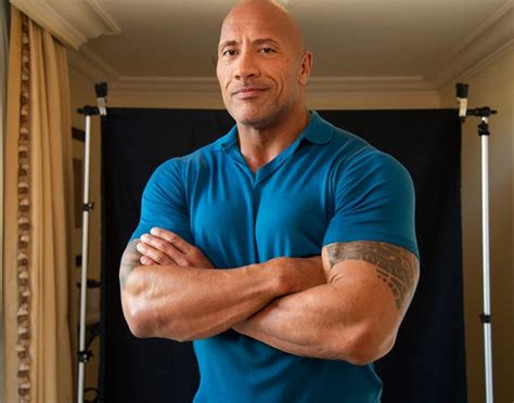 Dwayne Johnson His Early Life Story Told In Nbc Comedy Young Rock