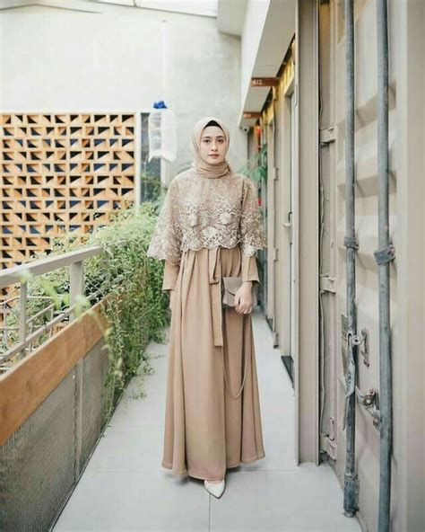 Pin By Wulan On Dress And Kebaya Muslimah Dress Muslim Dress Dress