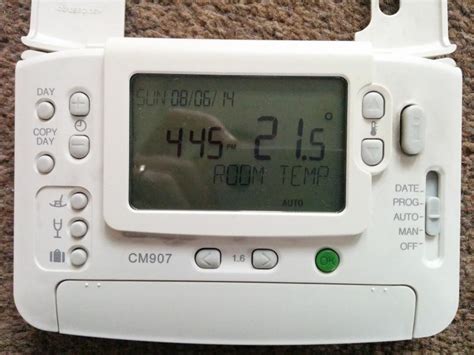 Not sure how to get your thermostat wired correctly? Replacing a old Honeywell Room Thermostat with a CM907 | DIYnot Forums