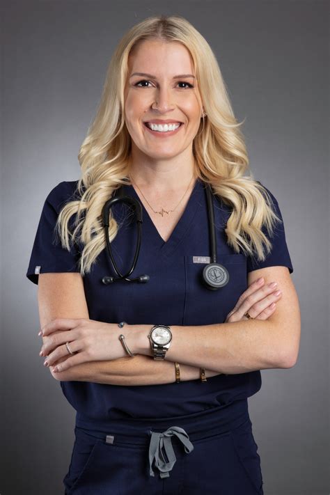 Dr Tiffany Sizemore Swoon Talent Concierge Physican Cardiologist Tv Health Expert