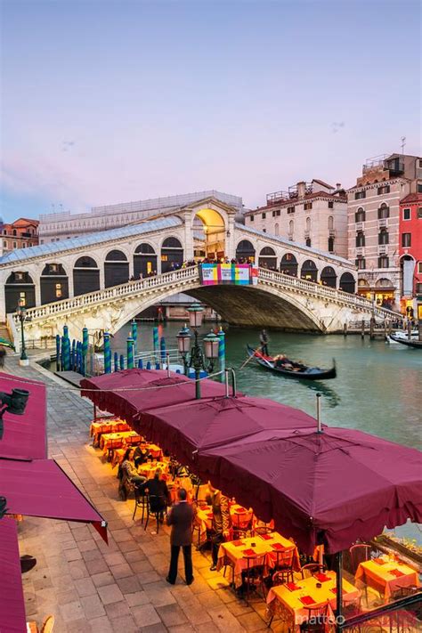 Rialto Bridge At Sunset Elevated View Venice Italy Royalty Free