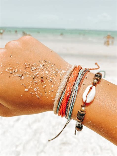 𝚙𝚒𝚗𝚝𝚎𝚛𝚎𝚜𝚝 𝚔𝚊𝚝𝚑𝚛𝚢𝚗𝚗𝚍𝚊𝚟𝚒𝚜 Beach Aesthetic Summer Bracelets Peachy