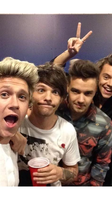 One Direction Reassure Fans Theyll Be Back 8days