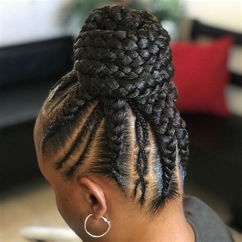 This simple braid style can be the braids are different in style as in the left side hairstyle, three 3 braids are coming from front to back. 60 Inspiring Examples of Goddess Braids | Goddess braids ...