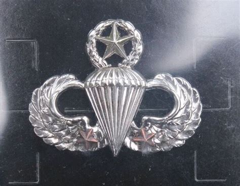 Authentic Us Army Master Parachutist Badge W Two Combat Jumps