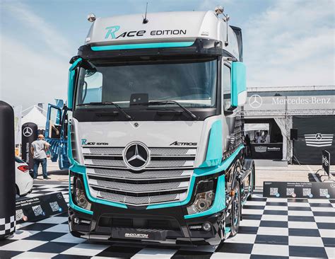 Mercedes Benz Trucks Presenta Actros Race Edition Vado E Torno Web My