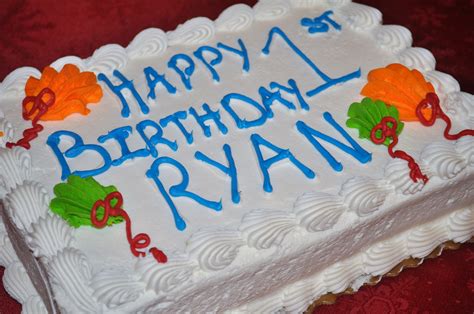 Guess whose birthday it was a few days ago??? Ryan's birthday Part 2: cake smashing! - Baby Dickey | Chicago, IL Mom Blogger