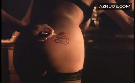 Lenore Zann Breasts Butt Scene In Natural Enemy Aznude
