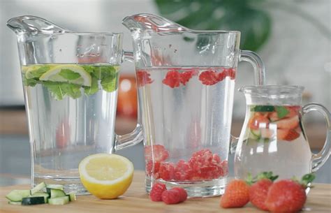 Discover portugal from north to south with água hotels. Agua saborizada refrescante - Fabián León