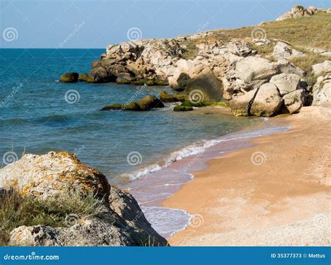 Seashore With Rocks Stock Image Image Of Beach Seascape 35377373