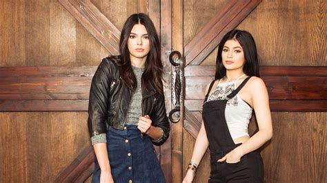 1920x1080 Kendall And Kylie Jenner X Pacsun Laptop Full Hd 1080p Hd 4k