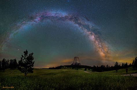 Astrophotographer Captures The Milky Way Shining In All Its Glory Over