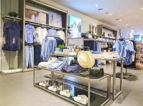 Marks And Spencer Celebrates Its Debut In East Malaysia At Imago Shopping