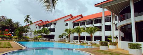 De spring hotel is perfectly located for both business and leisure guests in kuantan. De Rhu Beach Resort (Kuantan, Malaysia) - Resort Reviews ...