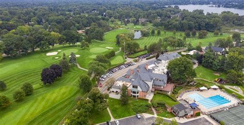 Forest Lake Cc To Decide Between Sale And Clubhouse Renovation Club