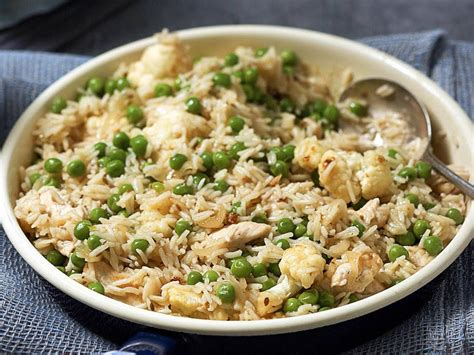 Add the water and bring to the boil over a medium heat with the lid on. 10 Best Cook Basmati Rice with Chicken Stock Recipes