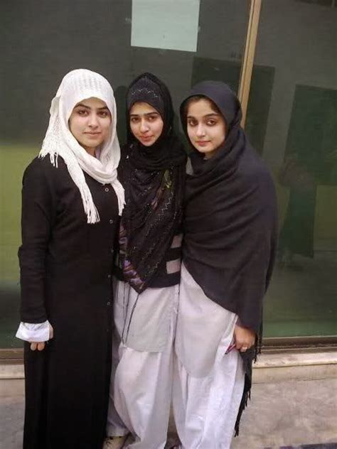 Hijab Styles For Pakistani Girls And Women