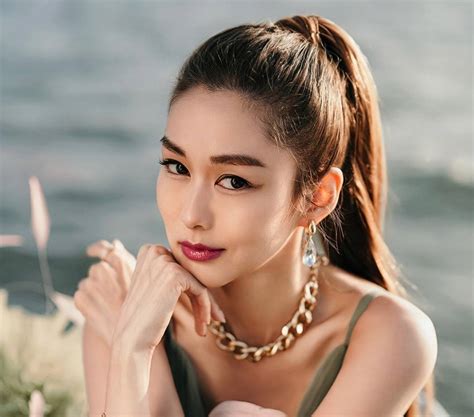 Hong Kongs Famous Actress Is Again Under The Suspicion Of Plastic
