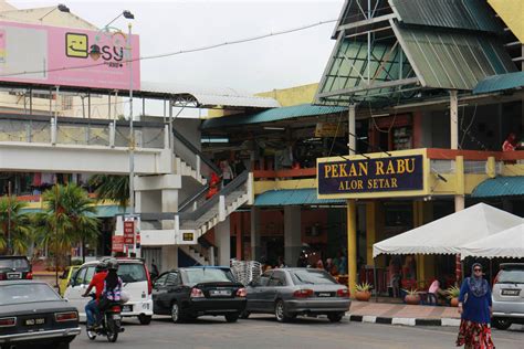 Alor setar is the state capital of kedah, on the west coast of peninsular malaysia. Nasi Lemak Royale serves good nasi kandar - Kuali