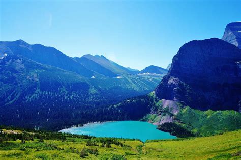 12 Best Day Hikes In Glacier National Park Backpacker Destination