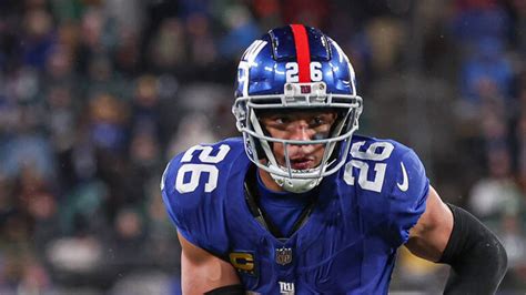 Saquon Barkley signs record Eagles deal, shaping 2024 run game - BVM Sports