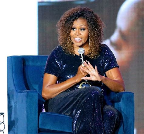 Michelle Obama Gave Her Naturally Curly Hair Ombre Highlights Marie
